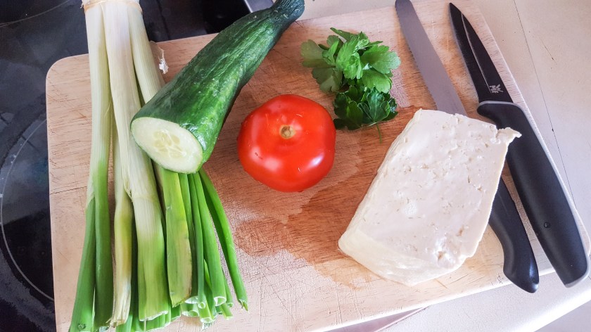 Zutaten veganer Couscous Salat